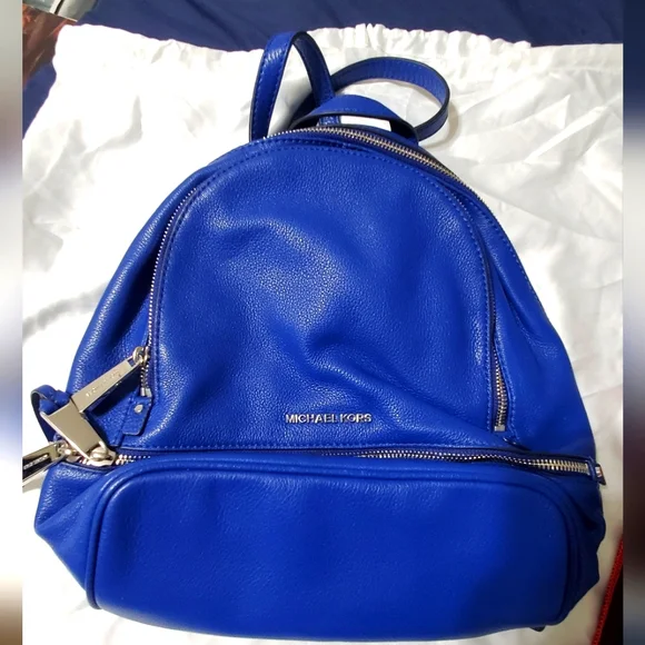 Michael Kors Royal Blue Backpack MICHAEL KORS ABBEY MEDIUM BACKPACK QUILTED SOFT LEATHER BLUE  main image 3